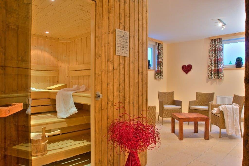 Neuhaushof Apartman Hollersbach im Pinzgau Kültér fotó