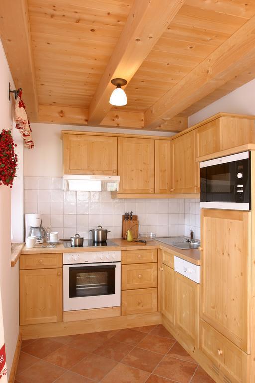 Neuhaushof Apartman Hollersbach im Pinzgau Szoba fotó